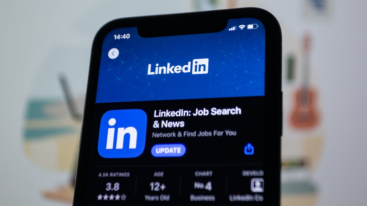 Linkedin_paa_telefon